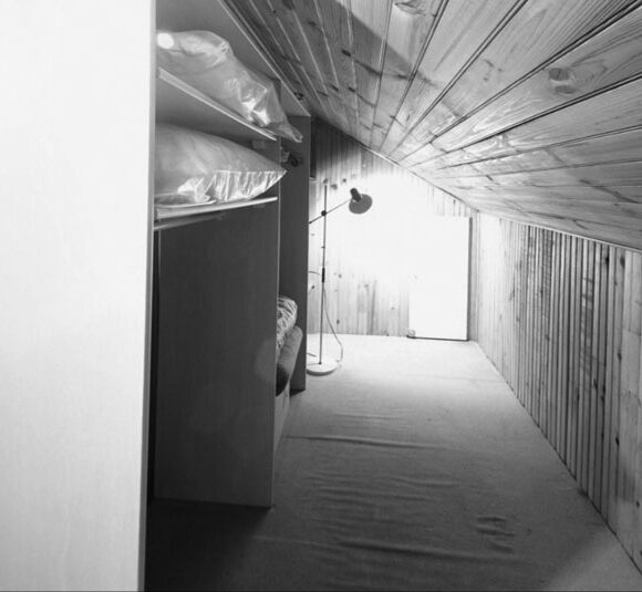 Voyage en terre nomade : Décoration intérieur Ermont — avant travaux — photo 1